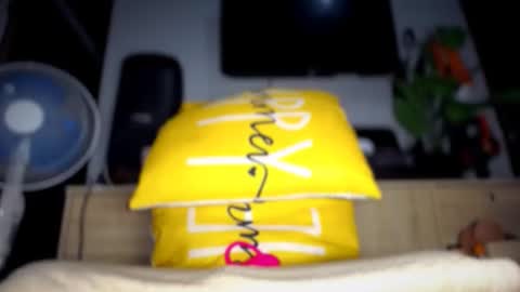 Snapshot of hardfucking_kelly chatting on 12.18.25 jessabelle online show from 12.18.25