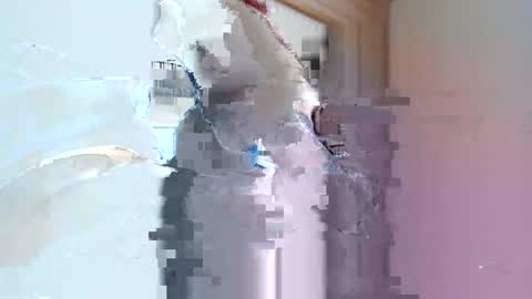 Snapshot of hardkore80 chatting on 12.26.24 Laurent Laurente online show from 12.26.24