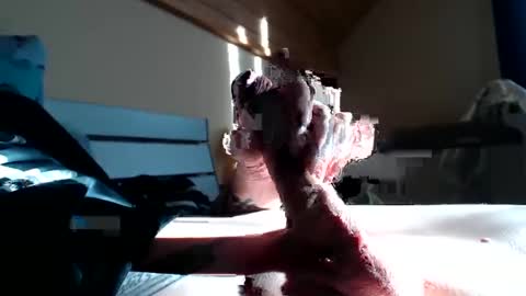 Snapshot of hardkore80 chatting on 01.01.25 Laurent Laurente online show from 01.01.25