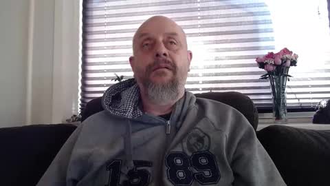 Snapshot of hardmrlazy chatting on 01.19.26 MrLazy online show from 01.19.26