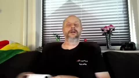 Snapshot of hardmrlazy chatting on 07.07.26 MrLazy online show from 07.07.26