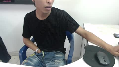 Snapshot of hardsexlove08 chatting on 05.18.26 Andres Dean online show from 05.18.26