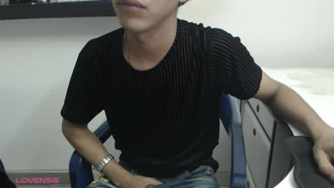 Snapshot of hardsexlove08 chatting on 05.19.26 Andres Dean online show from 05.19.26