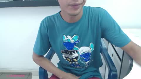 Snapshot of hardsexlove08 chatting on 05.26.26 Andres Dean online show from 05.26.26