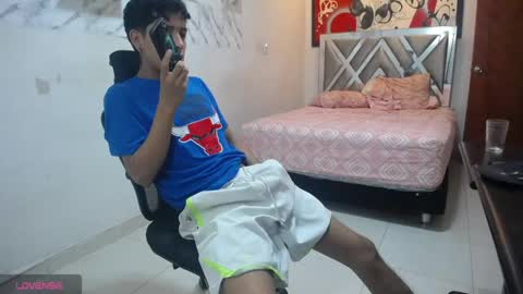 Snapshot of hardsexlove08 chatting on 05.29.26 Andres Dean online show from 05.29.26
