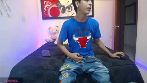 Snapshot of hardsexlove08 chatting on 06.17.26 Andres Dean online show from 06.17.26