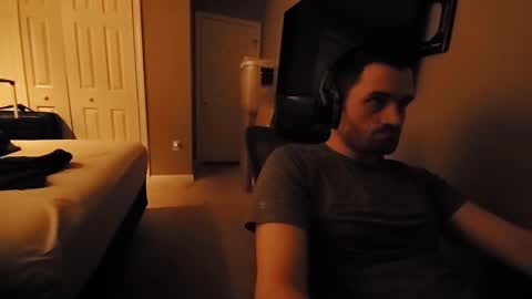 Tom online show from 09.28.25