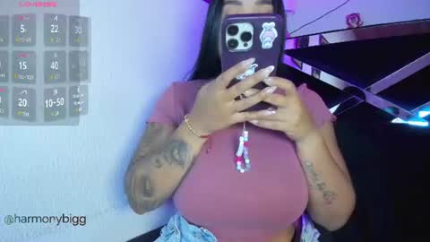 Snapshot of harmony_bigbreasts chatting on 07.21.26 HELP ME GET 100 THUMBS UP - INDEPENDENT MODEL online show from 07.21.26
