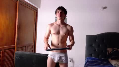 Snapshot of harry_brown2324 chatting on 05.10.26 Sebastian online show from 05.10.26
