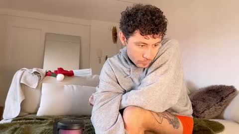 Snapshot of harry_jen chatting on 12.30.24 TAP HERE choise Harry tattoo on chest Jen curls hair online show from 12.30.24