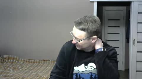 Snapshot of harrysnake chatting on 01.27.25 HarrySnake online show from 01.27.25