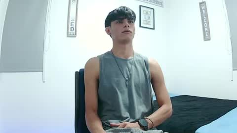 Snapshot of harrythomson1 chatting on 07.16.26 harry thomson online show from 07.16.26