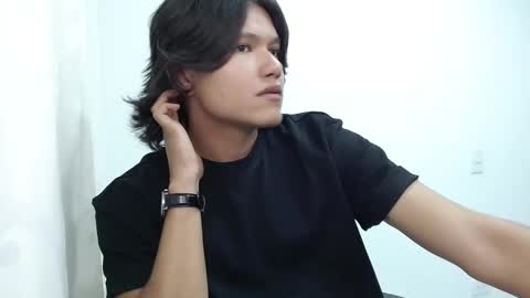 Snapshot of haru_boi chatting on 02.25.25 Haru online show from 02.25.25