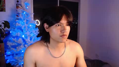 Snapshot of haru_boi chatting on 12.19.25 Haru online show from 12.19.25