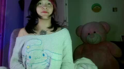 Im Emily and I could be the love of your life    online show from 04.17.26