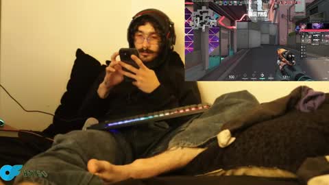 More content   2   online show from 01.30.25