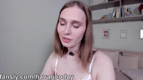 Snapshot of havagooday chatting on 02.26.26 Mia online show from 02.26.26