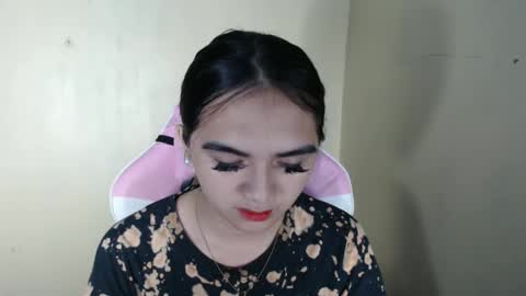 Snapshot of hawadiha chatting on 05.26.26 LIX online show from 05.26.26