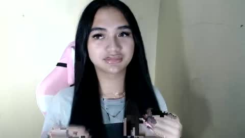 Snapshot of hawadiha chatting on 06.17.26 LIX online show from 06.17.26