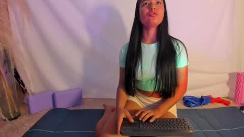 Hayami  online show from 09.10.25