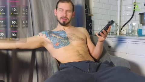 Snapshot of haydenmuscled chatting on 12.26.24 HaydenMuscled online show from 12.26.24