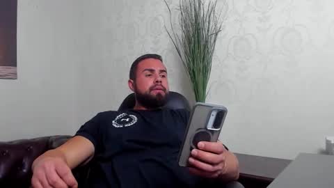 HayesWood online show from 11.22.25