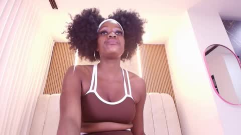 Snapshot of hazel_kataleya chatting on 04.27.26 kataleya online show from 04.27.26