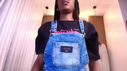 Snapshot of hazel_kataleya chatting on 05.30.26 kataleya online show from 05.30.26