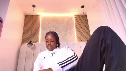 Snapshot of hazel_kataleya chatting on 06.10.26 kataleya online show from 06.10.26