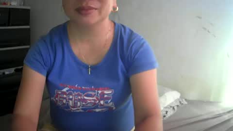 Snapshot of hazeldhane chatting on 12.15.24 hazeldhane online show from 12.15.24