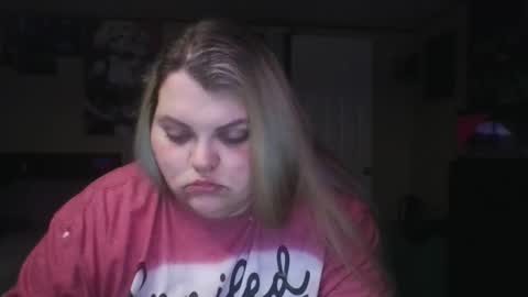 Hazeleyez97 online show from 09.18.25