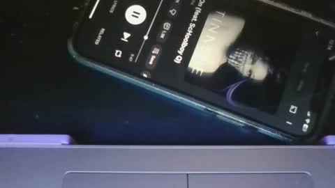 Hazeleyez97 online show from 11.03.25