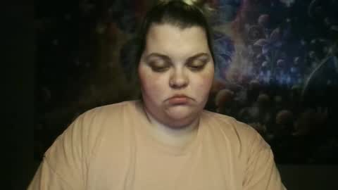 Hazeleyez97 online show from 11.06.25