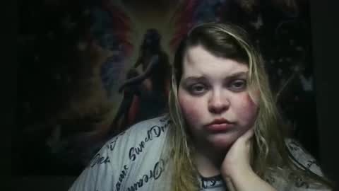 Hazeleyez97 online show from 01.06.26