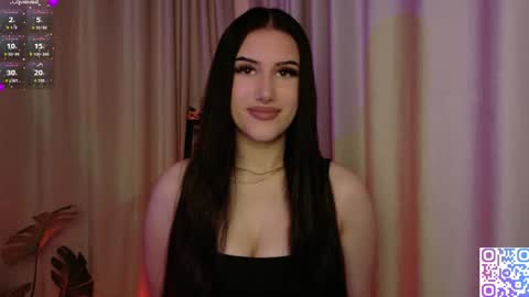 hazelhayess online show from 04.16.26