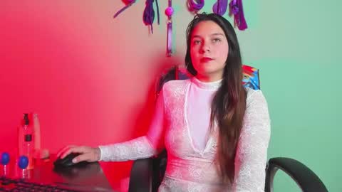 Snapshot of hazz_smith chatting on 02.12.26 HAZZ SMITH online show from 02.12.26