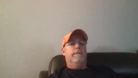 Snapshot of hdeuce22 chatting on 02.17.25 Hdeuce22 online show from 02.17.25