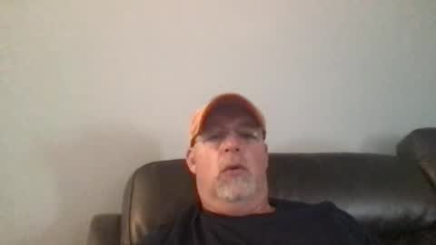 Snapshot of hdeuce22 chatting on 02.17.25 Hdeuce22 online show from 02.17.25