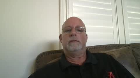 Snapshot of hdeuce22 chatting on 10.21.25 Hdeuce22 online show from 10.21.25