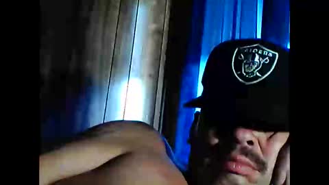 Snapshot of headshop_ chatting on 05.26.26 Cloudznpointzsex online show from 05.26.26
