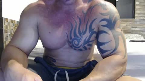 Snapshot of healedcarioca chatting on 01.22.25 Brazilian bigdick online show from 01.22.25