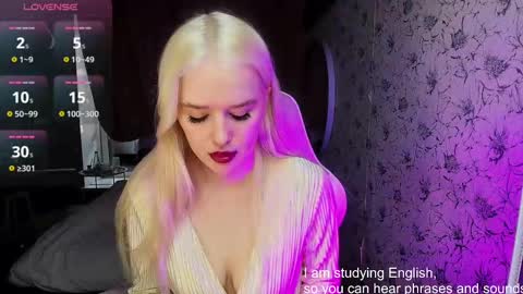 Snapshot of healing__girl chatting on 02.19.25 Valeria online show from 02.19.25