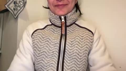 Snapshot of heatherfish chatting on 02.26.26 heatherfish online show from 02.26.26