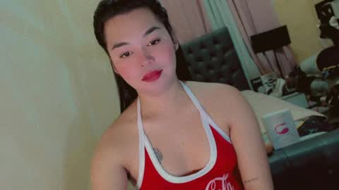 Snapshot of heatmusex_ chatting on 06.12.26 Kylene3 online show from 06.12.26