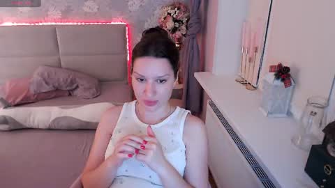 Snapshot of heaven_chloe chatting on 07.01.26 Heaven girl online show from 07.01.26