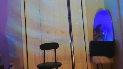 Heavenllyy online show from 01.05.25