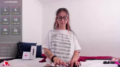 MEGAN online show from 09.23.25