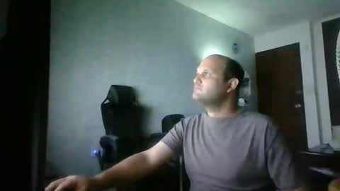 Heavy Rebell online show from 05.15.26