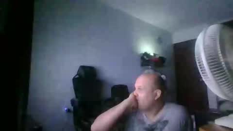 Snapshot of heavy_rebellxc chatting on 06.06.26 Heavy Rebell online show from 06.06.26