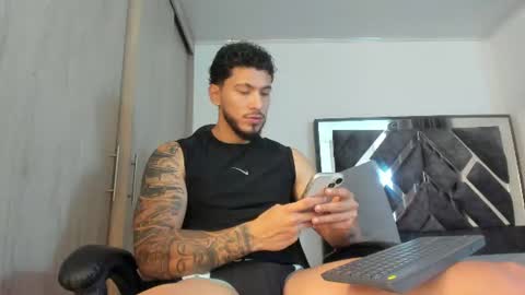 Snapshot of heavy_thor chatting on 07.12.26 Thor online show from 07.12.26